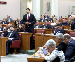 18.09.2019., Zagreb - Nakon dvomjesecnog odmora saborski zastupnici danas su se vratili u sabornicu i aktualnim prijepodnevom je pocelo jesensko zasjedanje Sabora koje ce potrajati do konca listopada.
Photo: Patrik Macek/PIXSELL