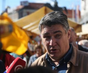 20.09.2019.,Zagreb,Trg bana Jelacica, sajam sto posto zagorsko obisao je predsjednicki kandidat Zoran Milanovic.
Photo: Marin Tironi/PIXSELL