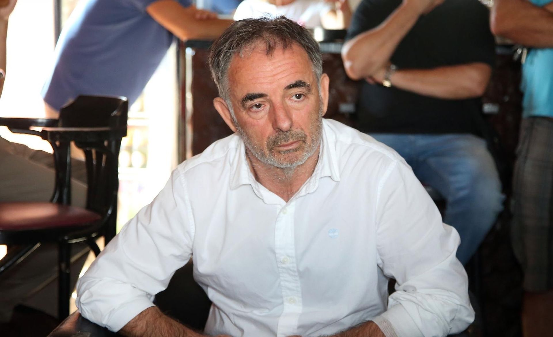22.08.2019., Uzdolje - Milorad Pupovac stigao je u Uzdolje kraj Knina gdje su maskirani napadaci upali u kafic i ozlijedili pet osoba, medju kojima i devetogodisnje dijete. 
Photo: Dusko Jaramaz/PIXSELL