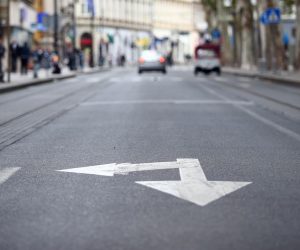 22.09.2017., Zagreb - Povodom obiljezavanja Europskog dana bez automobila, od 8:00 h uspostavljena je posebna regulacija prometa u centru grada. Promet je zatvoren u sredisnjoj zoni Grada zagreba omedjen ulicama: Trg bana J. Jelacica - Jurisiceva - Palmoticeva - Boskoviceva - Andrije Hebranga - Gunduliceva - Ilica - Mesnicka - Demetrova - Ilirski trg - Radiceva - Trg bana J. Jelacica, osim za interventna vozila (Hitna pomoc, vatrogasci, policija), komunalna vozila, vozila osoba sa invaliditetom koja imaju prebivaliste u navedenoj zoni, vozila JGP-a i taxi. Photo: Slavko Midzor/PIXSELL