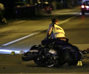 25.07.2019., Brodarica - U Brodarici kod skretanja za Zlatnu ribicu dogodila se prometna nesreca u kojoj su sudjelovala dva motocikla i jedno osobno vozilo. Jedan motorista je poginuo. Ocevid je u tijeku, a promet se odvija naizmjenicno uz pomoc prometne policije. Photo: Dusko Jaramaz/PIXSELL