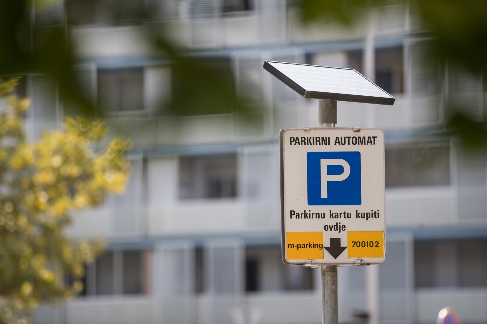 26.08.2019., Zagreb - Novopostavljeni parkirni automat Zagrebparkinga na krizanju Ulica Brune Busica i Vojina Bakica u zagrebackom naselju Sredisce. Photo: Davor Puklavec/PIXSELL