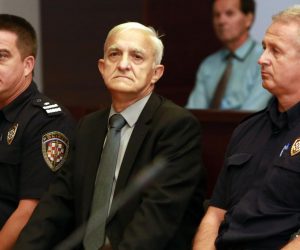 26.09.2017., Split - Dragan Vasiljkovic osudjen je na 15 godina zatvora presudom donesenom na Zupanijskom sudu. Proglasen je krivim za dvije tocke optuznice - zlostavljanje zatvorenika na Kninskoj tvrdjavi i napad na policijsku postaju u Glini.
Photo: Miranda Cikotic/PIXSELL