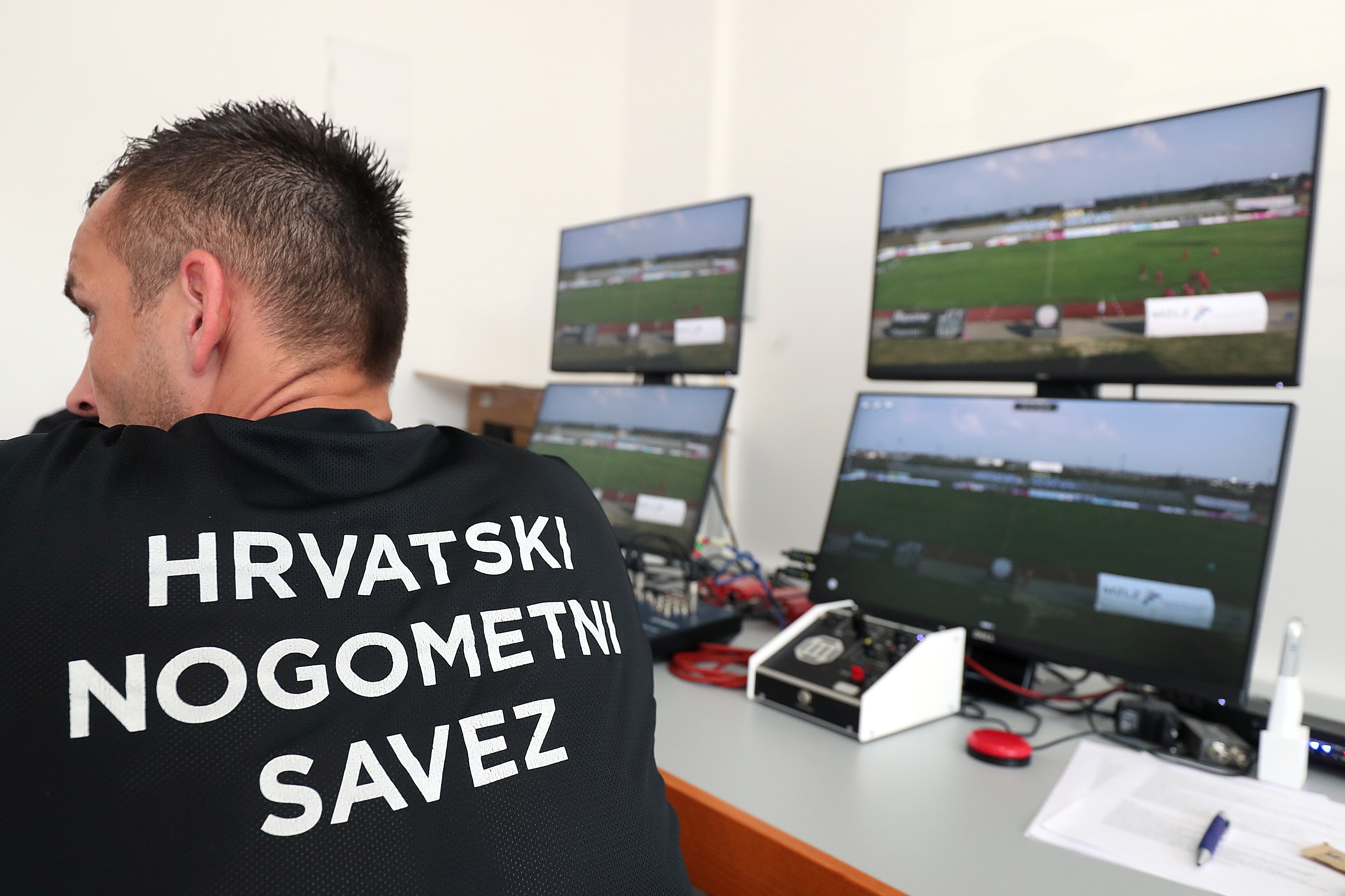 31.08.2019., Zagreb - Edukacija pomocnih video sudaca (VAR) na prijateljskoj utakmica mladjih selekcija HNK Gorica i NK Hrvatski dragovoljac na Stadionu Gorica. 
Photo: Goran Stanzl/PIXSELL
