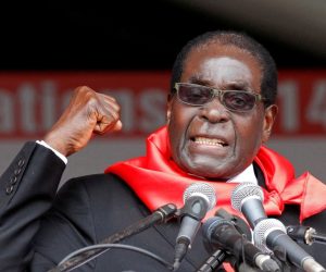 FILE PHOTO:  Zimbabwe President Robert Mugabe addresses supporters during celebrations to mark his 90th birthday in Marondera FILE PHOTO:  Zimbabwe President Robert Mugabe addresses supporters during celebrations to mark his 90th birthday in Marondera about 80km ( 50 miles) east of the capital Harare,  February 23, 2014. REUTERS/Philimon Bulawayo/File Photo Philimon Bulawayo