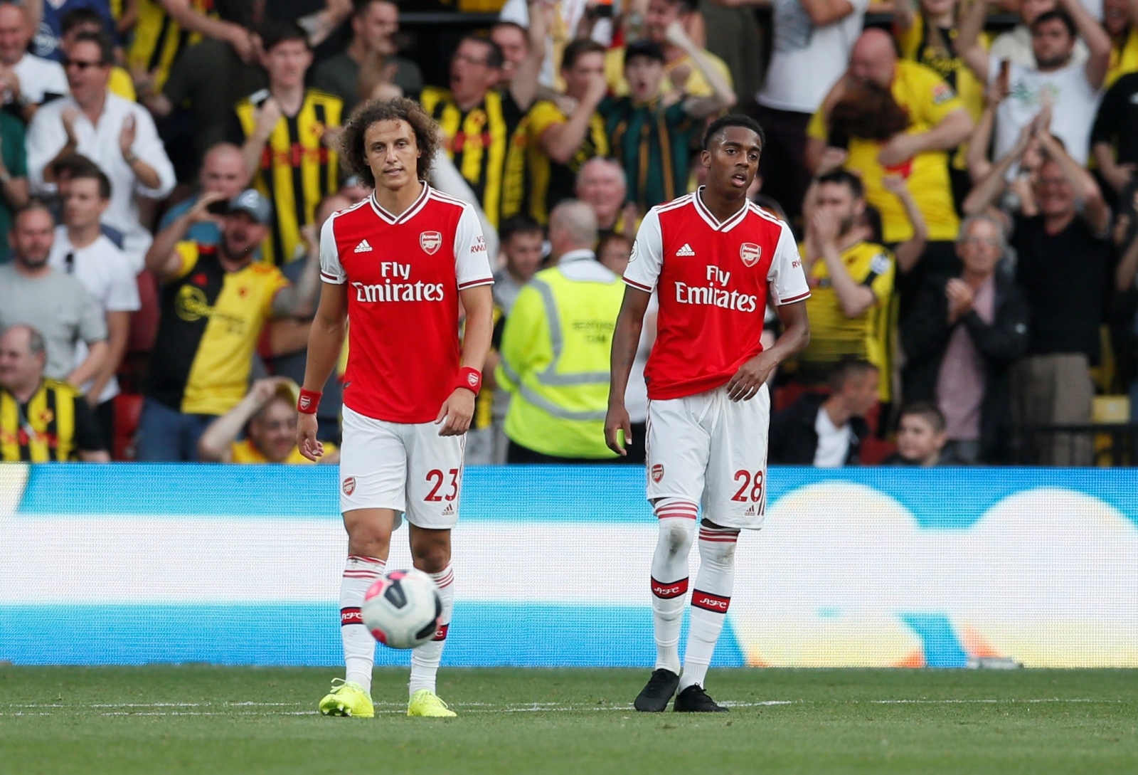 Premier League - Watford v Arsenal Soccer Football - Premier League - Watford v Arsenal - Vicarage Road, Watford, Britain - September 15, 2019  Arsenal's David Luiz and Joe Willock look dejected after conceding their second goal REUTERS/David Klein  EDITORIAL USE ONLY. No use with unauthorized audio, video, data, fixture lists, club/league logos or "live" services. Online in-match use limited to 75 images, no video emulation. No use in betting, games or single club/league/player publications.  Please contact your account representative for further details. DAVID KLEIN