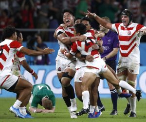 Rugby World Cup 2019 - Pool A - Japan v Ireland Rugby Union - Rugby World Cup 2019 - Pool A - Japan v Ireland - Shizuoka Stadium Ecopa, Shizuoka, Japan - September 28, 2019 Japan players celebrate after the match REUTERS/Edgar Su EDGAR SU