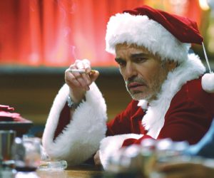 Bad Santa Year : 2003 Usa Director : Terry Zwigoff Billy Bob Thornton