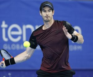 epa07937014 Britain's Andy Murray in action during the final match against Stanislas Wawrinka of Switzerland at the European Open tennis tournament, in Antwerp, Belgium, 20 October 2019.  EPA/JULIEN WARNAND