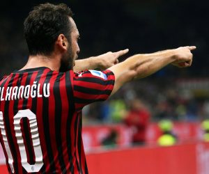 epa07937465 Milan's Hakan Calhanoglu celebrates after scoring the 1-0 lead during the Italian Serie A soccer match between AC Milan and US Lecce at Giuseppe Meazza stadium in Milan, Italy, 20 October 2019.  cc