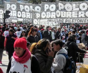 Buenos Aires, 25.10.2019 - Prosvjedi u Buenos Airesu uoči argentiskih predsjedničkih izbora 27. Listopada.  Na fotografiji prosvjedi.   foto HINA/ Alen KOZINA/ dk