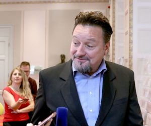 02.10.2019., Zagreb - Zastupnik Lovro Kusevic dao je izjavu nakon glasovanja u Saboru.
Photo: Patrik Macek/PIXSELL