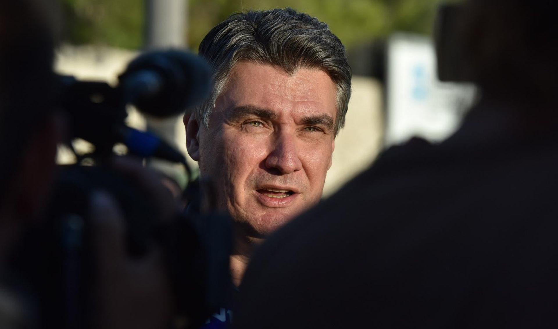04.10.2019., Sibenik - Predsjednicki kandidat Zoran Milanovic posjetio Sibenik te dao izjavu za medije.
Photo: Hrvoje Jelavic/PIXSELL