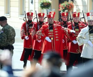 08.10.2019., Zagreb - Velika smjena straze Pocasno-zastitne bojne povodom obiljezavanja 28. obljetnice Dana neovisnosti na Markovom trgu. Photo: Sanjin Strukic/PIXSELL