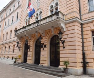Ulaz u zgradu suda u Zadru 10.02.2019., Zadar - Ulaz u zgradu suda u Zadru. Photo: Hrvoje Jelavic/PIXSELL