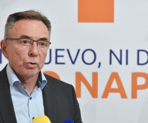21.09.2019., Zagreb - U sjedistu Hrvatske narodne stranke Ivan Vrdoljak i Milorad Batinic odrzali su konferenciju za medije.

 Photo : Davorin Visnjic/PIXSELL