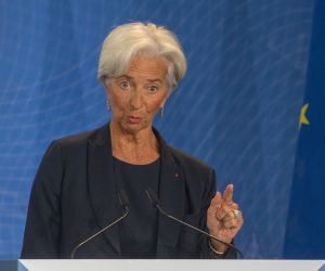 epa07957420 Christine Lagarde, outgoing ECB president Mario Draghi's successor, speaks during Draghi's farewell and bell handing over at the headquarters of the European Central Bank, Frankfurt, Germany, 28 October 2019 (issued 29 October 2019).  EPA/BERND KAMMERER / POOL
