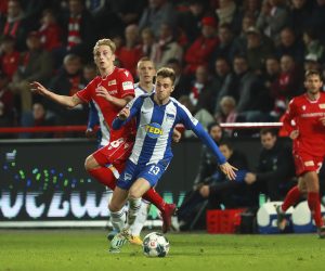 epa07967869 Union's Joshua Mees (L) and Hertha's Lukas Kluenter (C) in action during the German Bundesliga soccer match between FC Union Berlin and Hertha BSC in Berlin, Germany, 02 November 2019.  EPA/HAYOUNG JEON CONDITIONS - ATTENTION: The DFL regulations prohibit any use of photographs as image sequences and/or quasi-video.