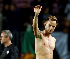epa07974970 FC Barcelona's midfielder Ivan Rakitic reacts after the UEFA Champions League group F soccer match between FC Barcelona and Slavia Prague at Camp Nou stadium in Barcelona, Catalonia, Spain, 05 November 2019.  EPA/ENRIC FONTCUBERTA