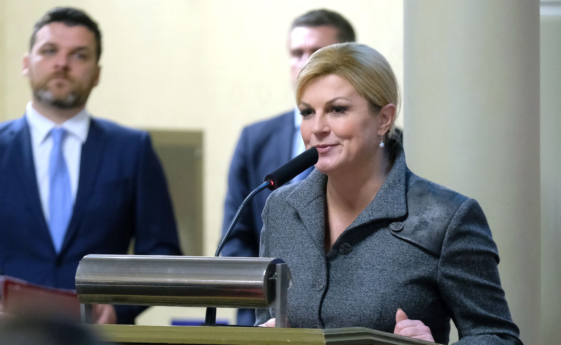Zagreb, 08.11.2019 - U organizaciji Udruge sudaca za mladež, obiteljskih sudaca i stručnjaka za djecu i mladež te Poliklinike za zaštitu djece i mladih Grada Zagreba održana je konferencija povodom 30. godišnjice Konvencije o pravima djeteta.
Na fotografiji Kolinda Grabar Kitarović.
foto HINA/ Edvard ŠUŠAK/ es
