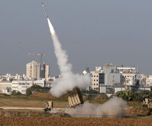epa07989861 A view of an Iron dome missile system intercepting rockets reportedly fired from Gaza into Israel, near the city of Ashdod, Israel, 12 November 2019. According to reports, the Israeli Air Force (IAF) has targeted and killed in Gaza early 12 November, Bahaa Abu-el Atta (Baha Abu al-Ata), a senior Islamic Jihad commander who Israel has accused of being behind recent barrages of rockets.  EPA/ATEF SAFADI