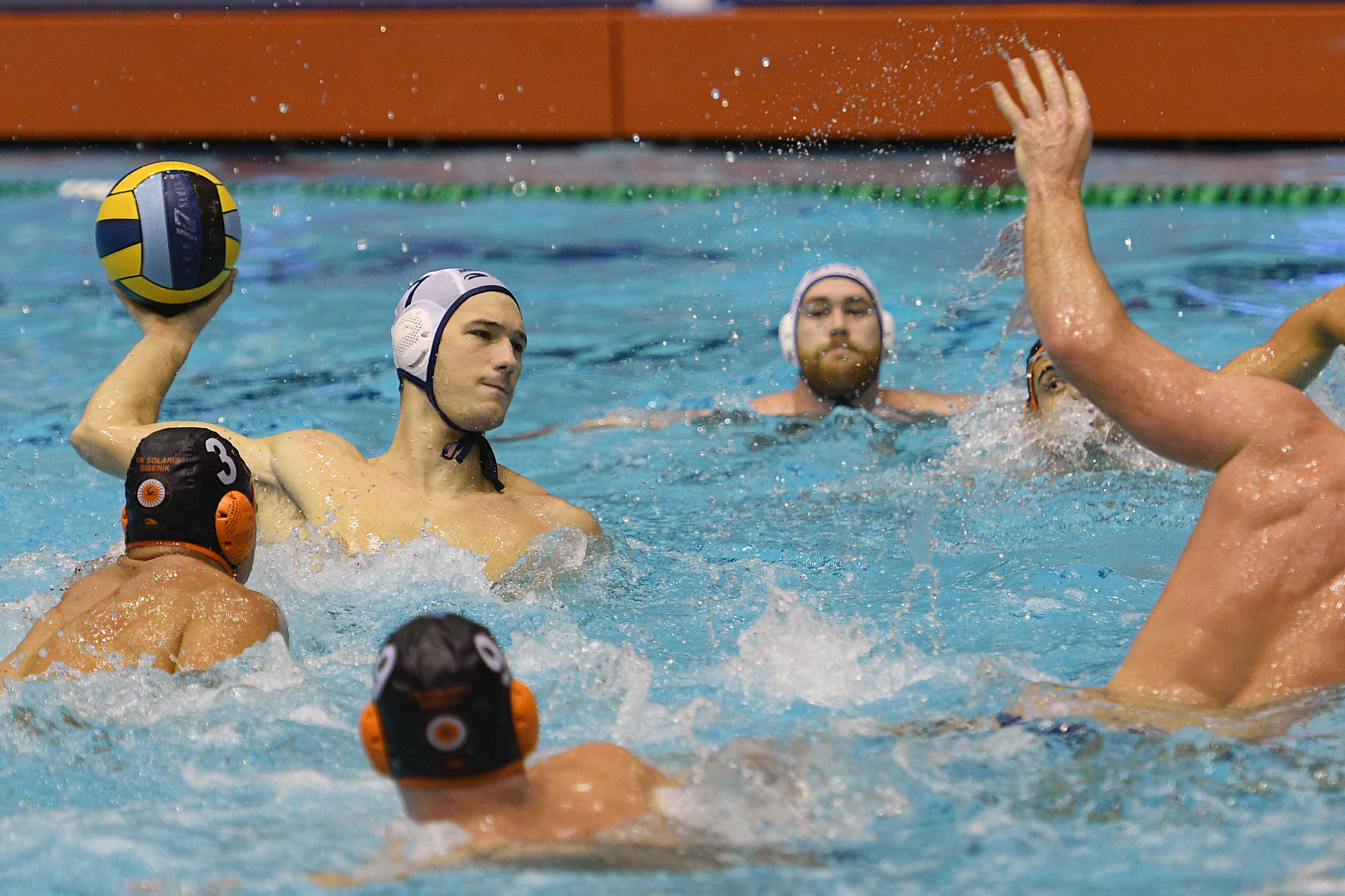 Split, 23.11.2019.Vaterpolo kup Hrvatske Solaris-Mladost. Na slici Lika Bukić.
Foto HINA/ Mario STRMOTIĆ/ms