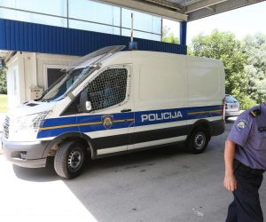 06.06.2018., Netretic - Na malogranicnom prijelazu u Priliscu migrant je prilikom ilegalnog prelaska granice napao policajca koji je morao upotrijebiti vatreno oruzje, pa je pucao u zemlju. Photo: Kristina Stedul Fabac/PIXSELL