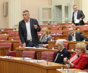 08.11.2019., Zagreb - Nastavak 14. sjednice Hrvatskog sabora. Miro Bulj. 
Photo: Goran Stanzl/PIXSELL