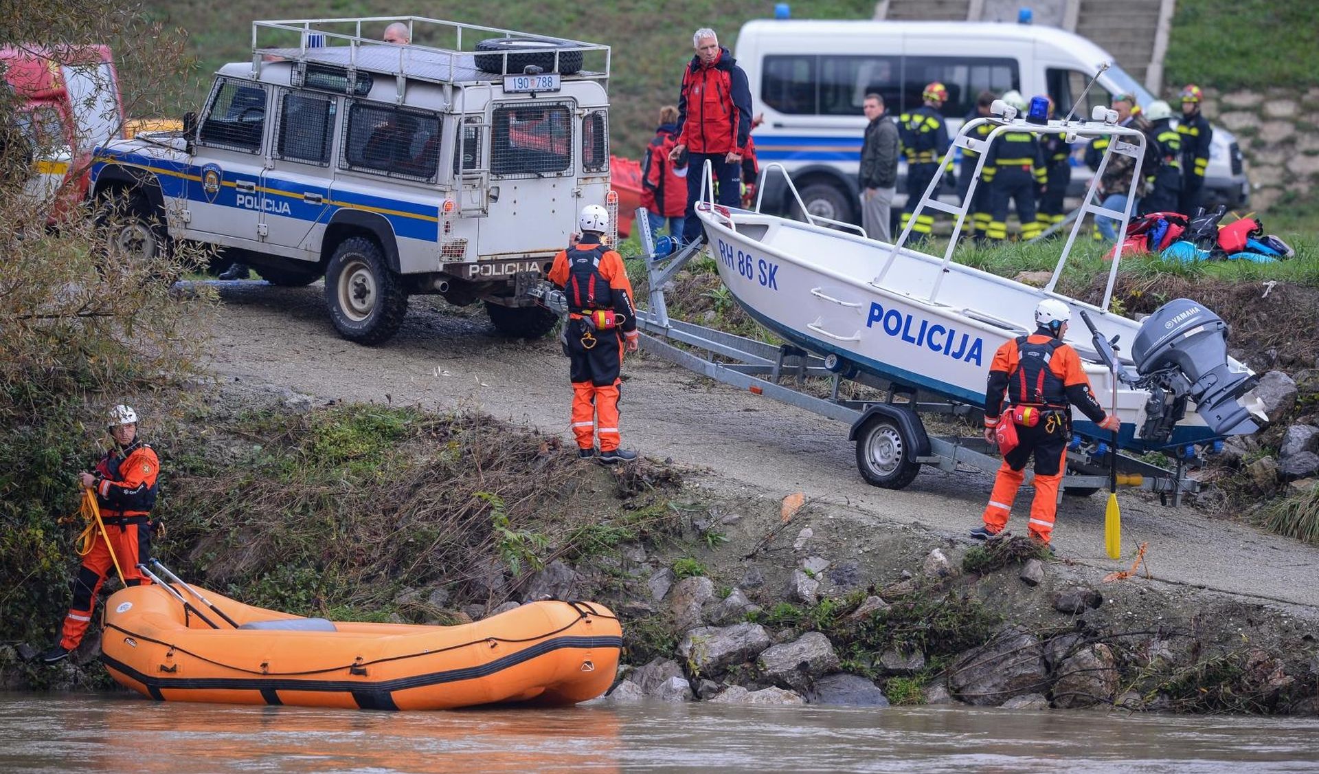 09.11.2019., Zagreb - Ured za upravljanje u hitnim situacijama organizirao vjezbu postrojbi civilne zastite Grada Zagreba pod nazivom „Sava 2019“ .Photo: Marko Prpic/PIXSELL