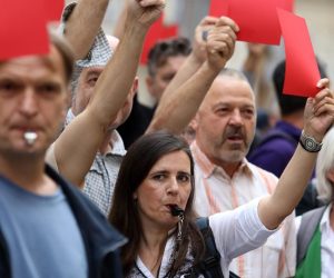 10.07.2019., Zagreb - Protestni skup gradjana ispred zgrade Skupstine u Cirilometodskoj ulici uoci odrzavanje sjednice na kojoj ce se raspravljati o novom prijedlogu GUP-a. Photo: Patrik Macek/PIXSELL