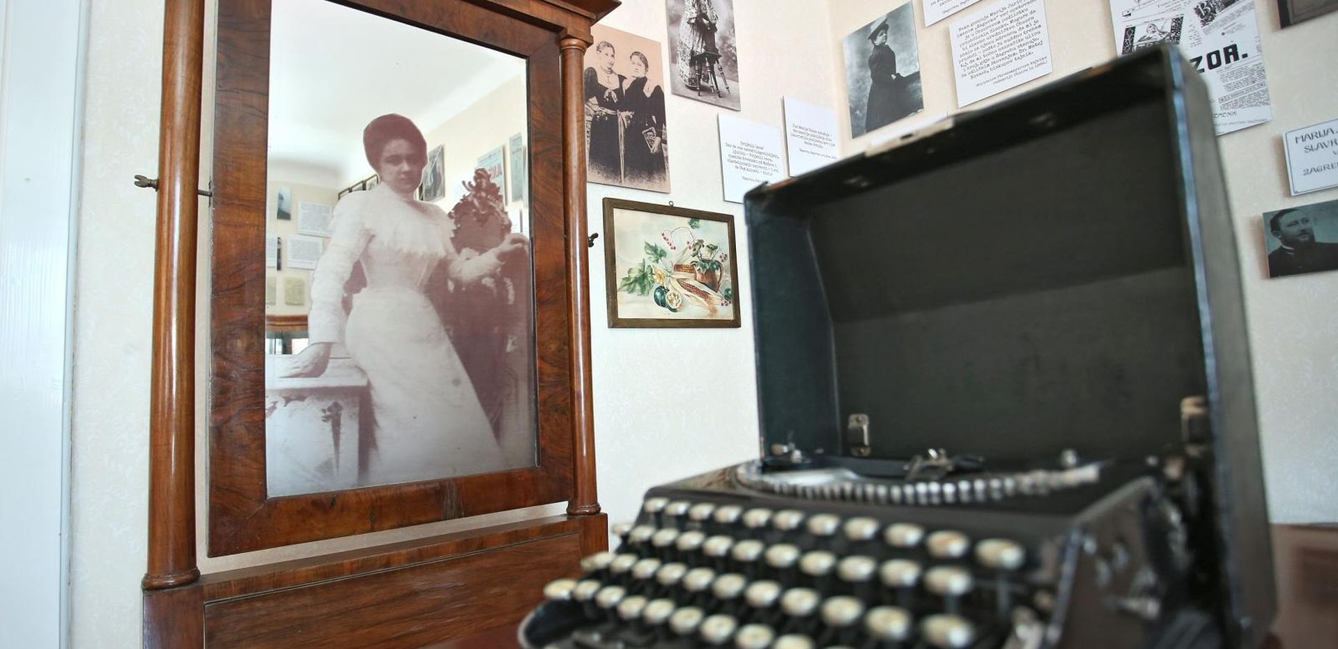 11.06.2015., Zagreb - Memorijalni stan Marije Juric Zagorke na Dolcu. 
Photo: Sanjin Strukic/PIXSELL