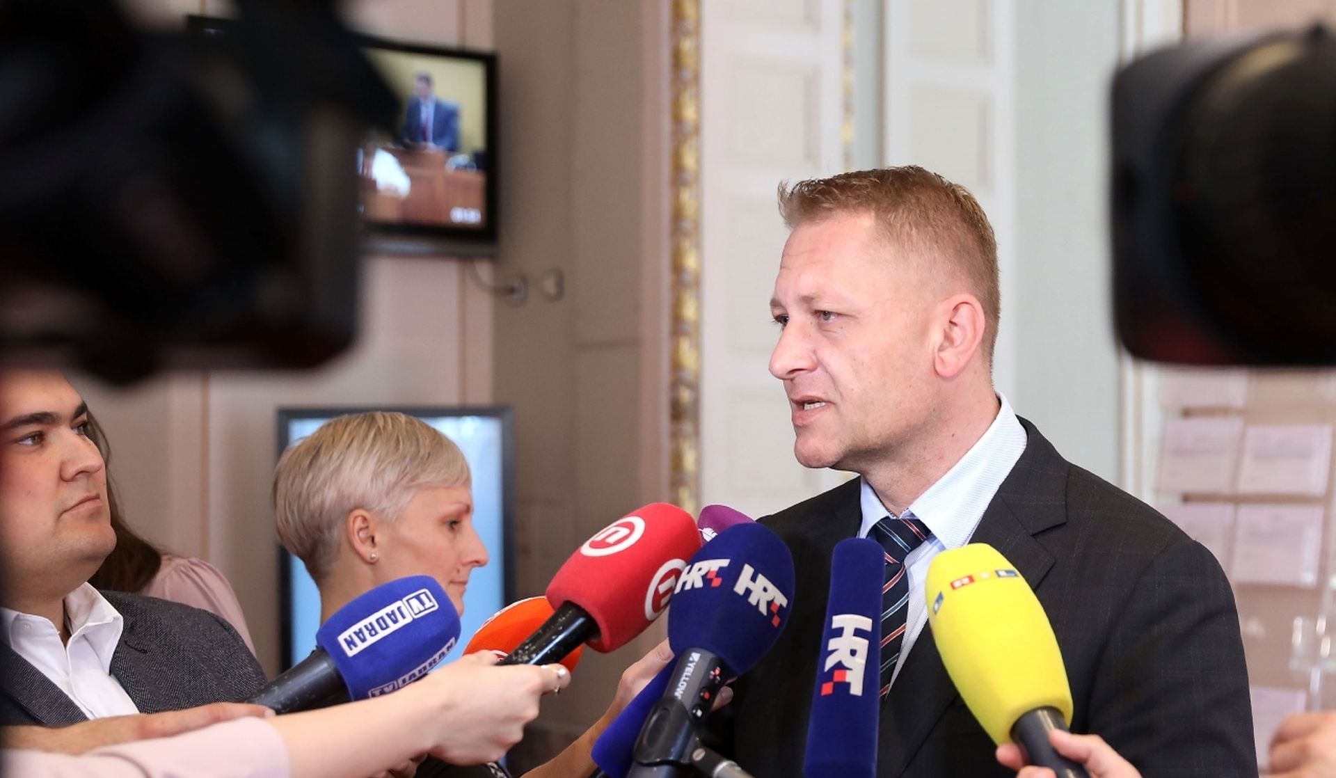 12.06.2019., Zagreb - Predsjednik Hrvatske seljacke stranke Kreso Beljak odrzao je u Saboru konferenciju za medije i komentirao poziv Ivanu Pernaru da se pridruzi klubu zastupnika. Photo: Patrik Macek/PIXSELL