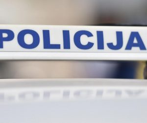 Vozila policije i vatrogasaca 14.10.2018., Vodice - Policija i vatrogasci

Photo: Hrvoje Jelavic/PIXSELL