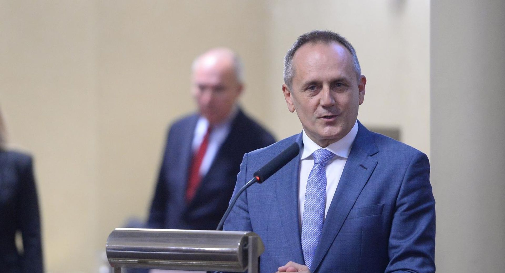 14.11.2019., Zagreb - U Stara gradskoj vijecnici predstavljena je  monografija 100 godina pulmologije i 10 godina imunologije. predsjednik Gradske skupstine Grada Zagreba Drago Prgomet. Photo: Marko Prpic/PIXSELL