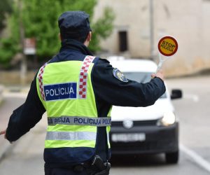 19.04.2018., Sibenik -
Policijska kontrola vozila
Photo: Hrvoje Jelavic/PIXSELL