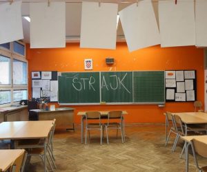 21.10.2019., Sibenik - Danas je strajk prosvjetnih djelatnika osnovnih i srednjih skola u cijeloj Hrvatskoj.
Photo: Dusko Jaramaz/PIXSELL