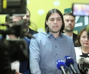 22.11.2019., Zagreb - Red Zivog zida. Konferencija Zivog zida, sa temama: 1. Predsjednicki izbori 2. Strajk prosvjetnih radnika. O temama je govorio Ivan Vilibor Sincic. Photo: Sanjin Strukic/PIXSELL