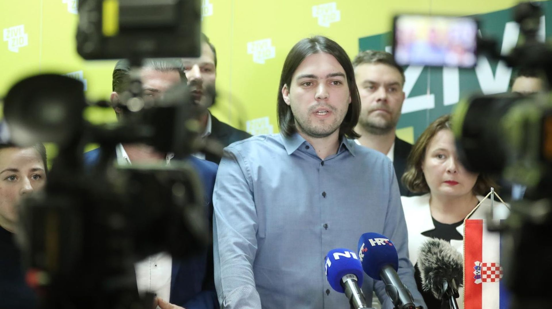22.11.2019., Zagreb - Red Zivog zida. Konferencija Zivog zida, sa temama: 1. Predsjednicki izbori 2. Strajk prosvjetnih radnika. O temama je govorio Ivan Vilibor Sincic. Photo: Sanjin Strukic/PIXSELL