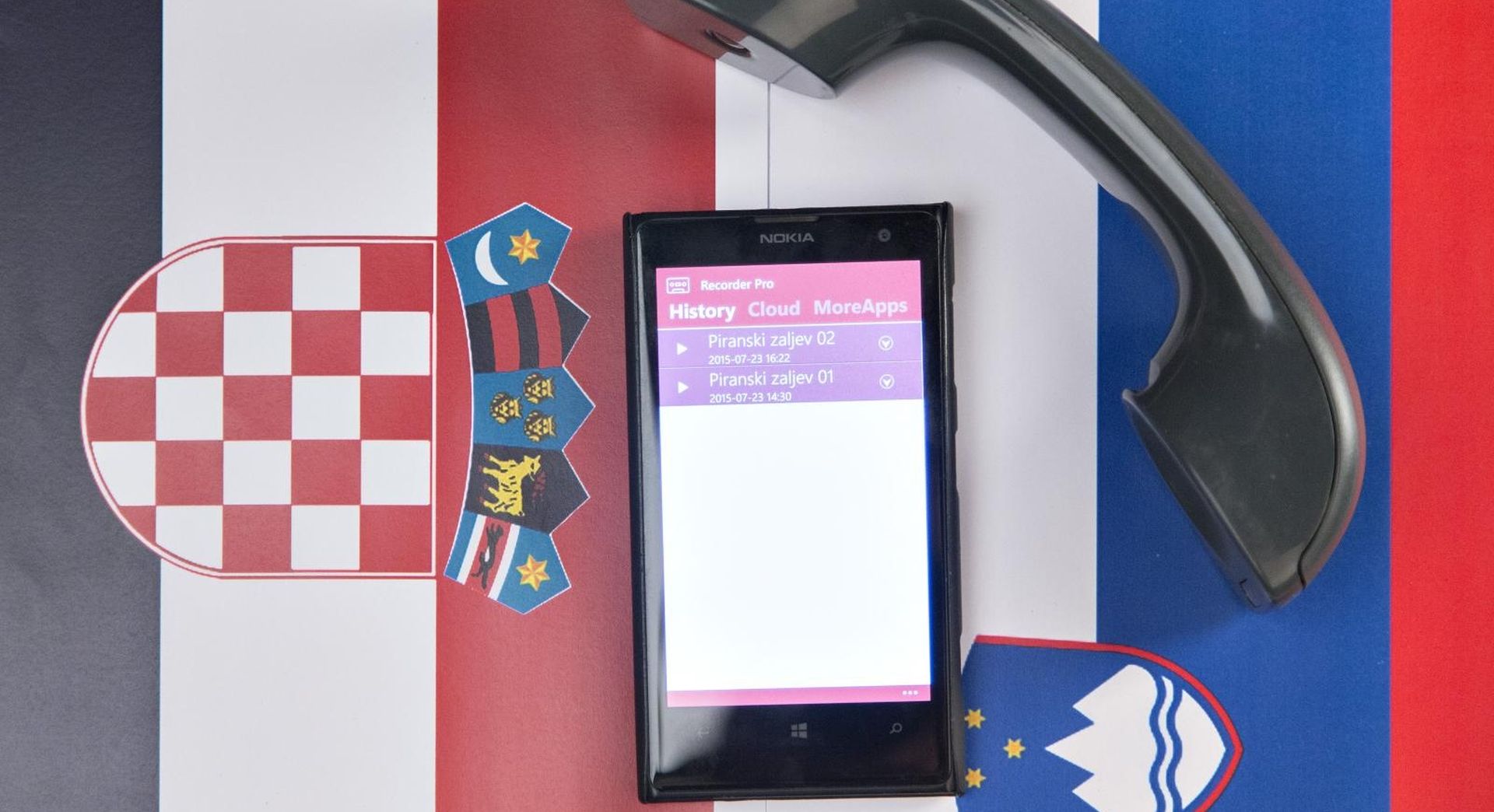 23.07.2015., Zagreb - Vecernji list objavio je da bi Hrvatska u postupku arbitraze mogla izgubiti dvije trecine Piranskog zaljeva. Obljavljene su optuzbe protiv slovenskog clana arbitrazne komisije, koji je navodno bio u dosluhu sa slovenskom stranom te je utjecao na odluku sudaca. 
Photo: Davor Puklavec/PIXSELL