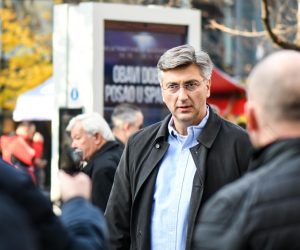 20.11.23., Zagreb - Susret premijera Plenkovica i predsjednickog kandidata Daria Juricana na Cvjetnom trgu
Photo: Zoe Sarlija/PIXSELL