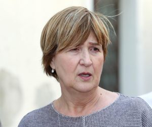 26.04.2019., Sibenik - Politicka platforma Hrvatski suverenisti odrzali su konferenciju za medije na temu "Sto je Hrvatska i Sibenik dobio, a sto je mogao dobiti ulaskom u EU". Europarlamentarna zastupnica Ruza Tomasic.  
Photo: Dusko Jaramaz/PIXSELL