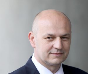 27.05.2019., Zagreb - Nakon sto je na Europskim izborima osvojio mandat Mislav Kolakusic odrzao je konferenciju za medije ispred Muzeja suvremene umjentosti.
Photo: Patrik Macek/PIXSELL