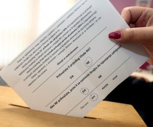 28.11.2019., Sibenik - U skolama diljem Hrvatske u tijeku je sindikalni referendum. Photo: Dusko Jaramaz/PIXSELL