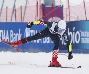 epa08055739 Filip Zubcic of Croatia in the finish area during the second run of the Men’s Giant Slalom at the FIS Alpine Skiing World Cup in Beaver Creek, Colorado, USA, 08 December 2019.  EPA/JOHN G. MABANGLO