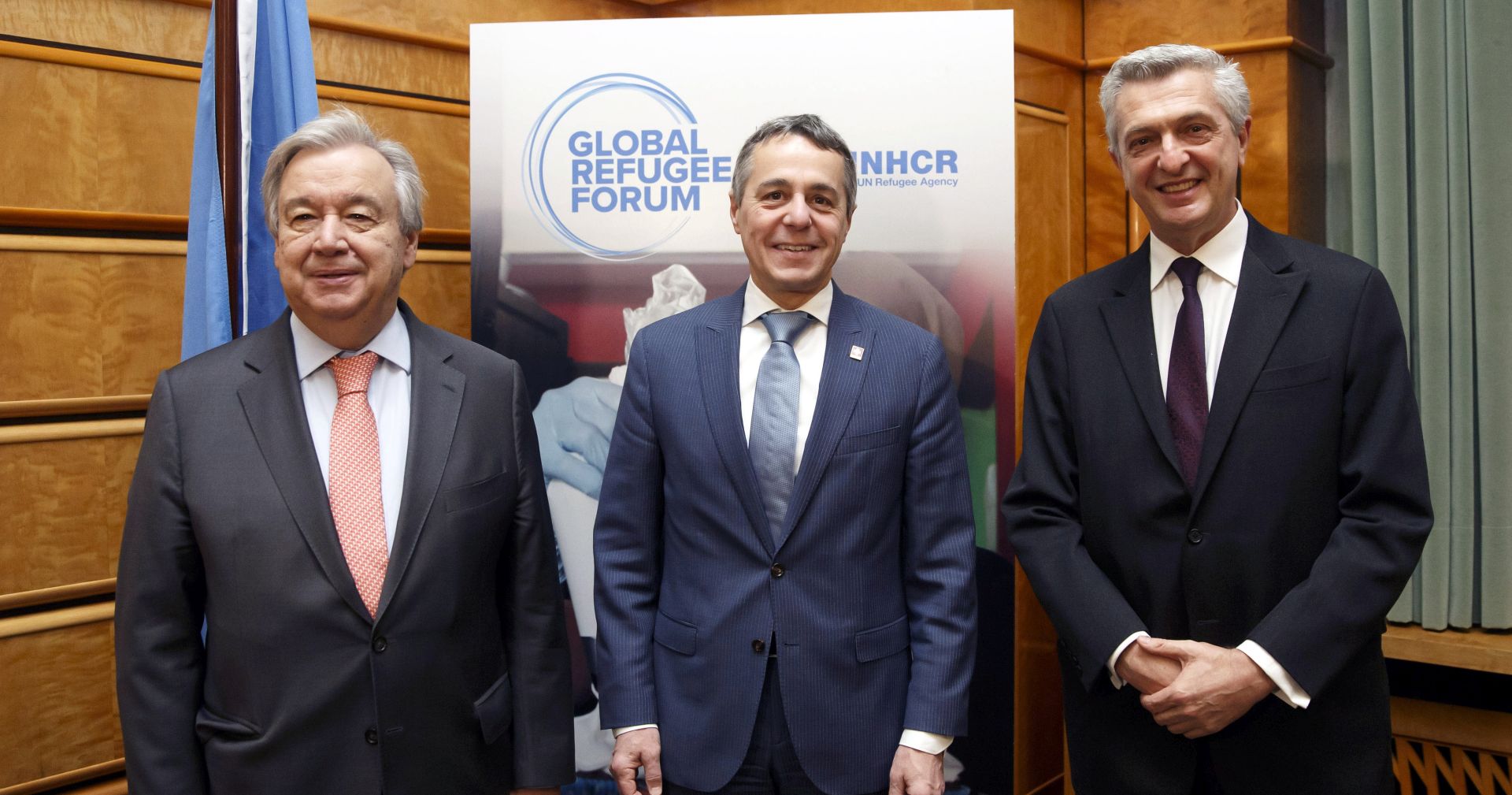 epa08076309 Secretary-General of the United Nations (UN) Antonio Guterres (L), Filippo Grandi (R), the UN High Commissioner for Refugees, and Swiss Foreign Minister Ignazio Cassis (C), pose during a meeting prior the opening of the United Nations High Commissioner for Refugees (UNHCR) Global Refugee Forum at the European headquarters of the United Nations in Geneva, Switzerland, 17 December 2019.  EPA/SALVATORE DI NOLFI / POOL