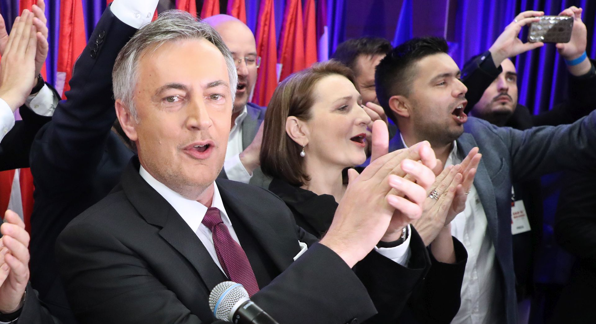 Zagreb, 22.12.2019 - Predsjednički izbori 2019. Izborni stožer Miroslava Škore u hotelu Dubrovnik. Na fotografiji Miroslav Škoro.
foto HINA/ Admir BULJUBAŠIĆ/ abu