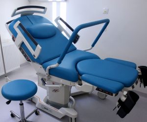 Zagreb, 30.12.2019. - Gradonaèelnik Grada Zagreba Milan Bandiæ, prisustvovaje sveèanom otvaranju nove raðaonice Klinike za ginekologiju i porodnitvo Klinièke bolnice (KB) Sveti Duh. Za radove na rekonstrukciji i adaptaciji prostora Klinièke bolnice Sveti Duh uloeno je ukupno 4.423.475 kn. Na fotografiji raðaonica. foto HINA /Zvonimir KUHTIÆ/ zk