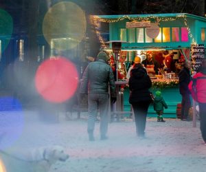 01.12.2019., Zagreb - U vecernjim satima otvoren je Advent u parku Maksimir.
Photo: Davor Puklavec/PIXSELL