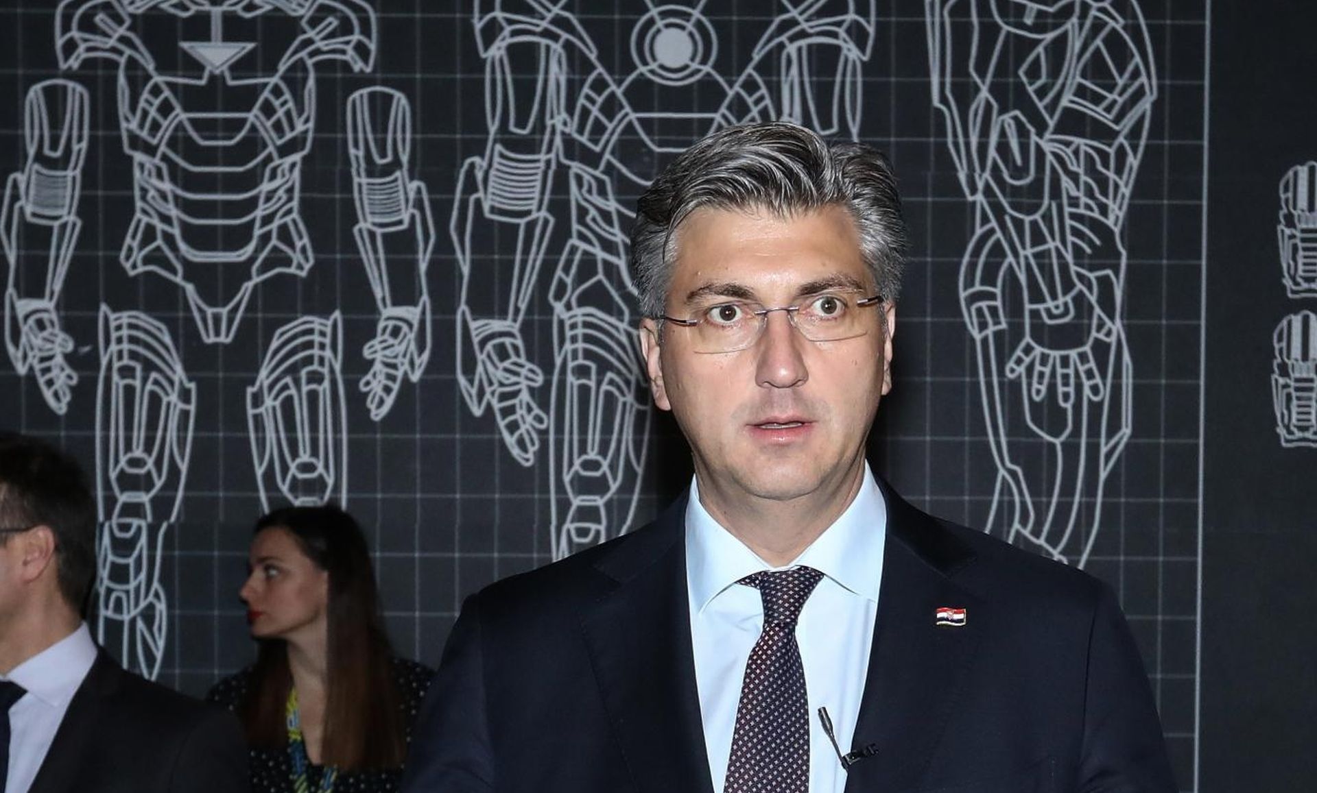 05.12.2019., Zagreb,  Kaptol Boutique Cinema, predsjednik Vlade RH Andrej Plenkovic  na KOMferenciji u organizaciji Hrvatske udruge za odnose s javnoscu.
Photo: Robert Anic/PIXSELL