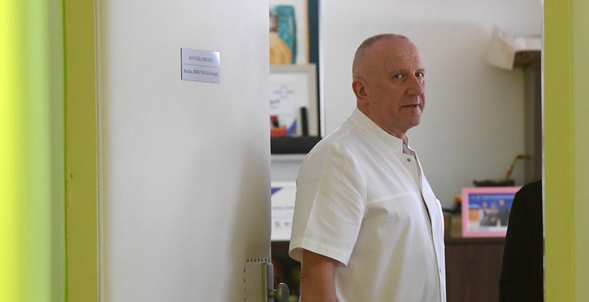 06.12.2019., Zagreb - Djecja bolnica Srebrnjak. Primopredaja duznosti ravnatelja nakon smjene  dr. Bore Nogala vd ravnateljica je dr. Ivana Djerek Dubravcic, koja je udaljila novinare iz bolnice te nije davala nikakvu izjavu. Boro Nogalo
Photo: Marko Lukunic/PIXSELL
